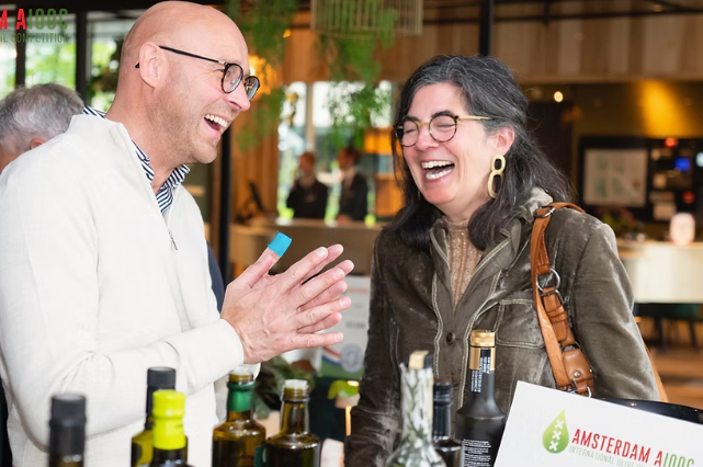 Yakelos Wins at the Amsterdam International Olive Oil Competition 2025