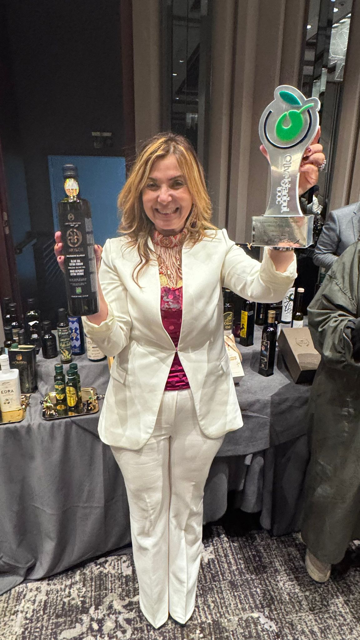 Yakelos Wins Gold at Olive Istanbul IOOC 2025!